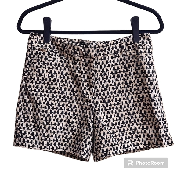 WHBM Black and White 5in Shorts - Picture 1 of 13